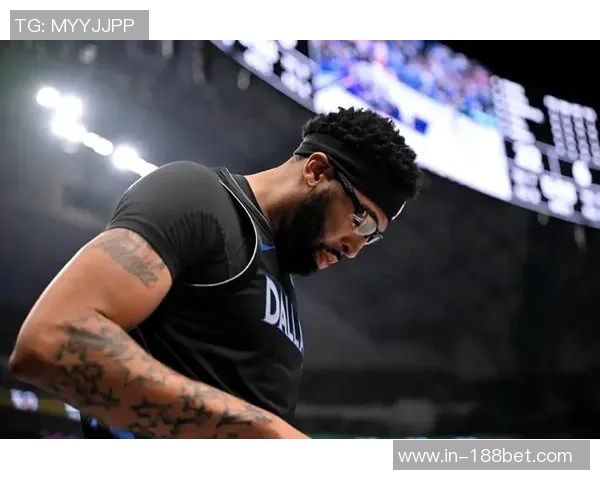 勇士队长期关注浓眉哥内部确实探讨过引进他的可能性